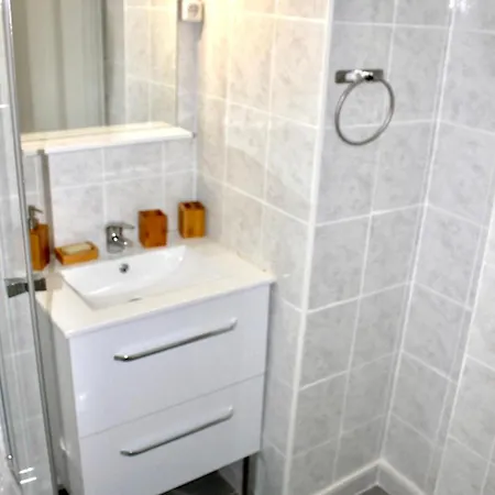 2 Pieces Tendance Apartment *