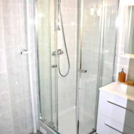 2 Pieces Tendance Bobigny